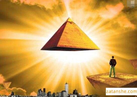 金字塔神秘能量之谜，金字塔内部与宇宙的再生力量(磁场)