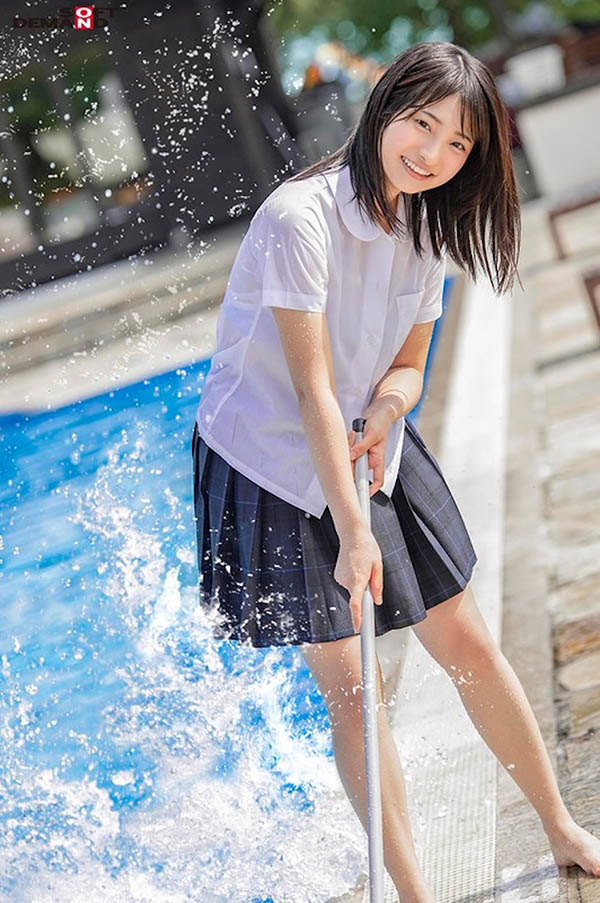 超会游泳的短发美R学生昧《中城葵》精选作品号剧情介绍及封面
