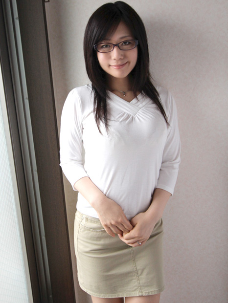 人妻系女演员《日向实》精选作品号推荐介绍及封面